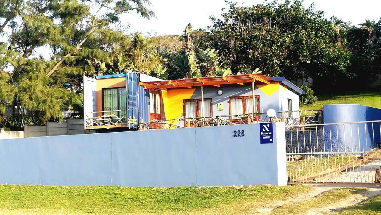 Blue Space Beach House Port Shepstone Eksteriør bilde